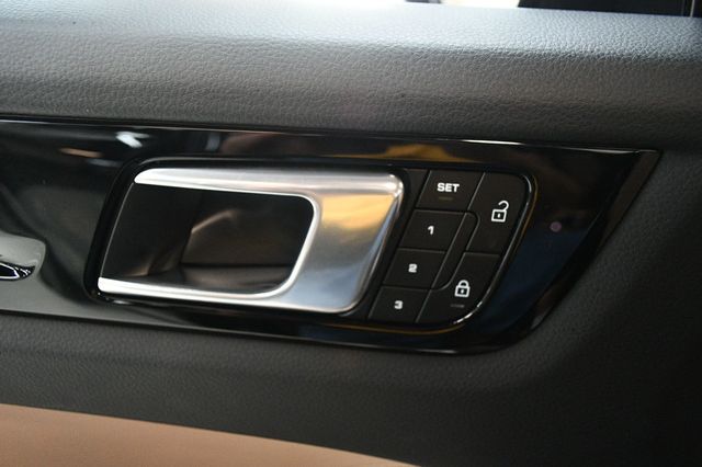2022 Porsche Cayenne AWD - 22907692 - 63