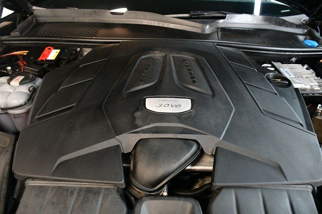 2022 Porsche Cayenne AWD - 22907692 - 73