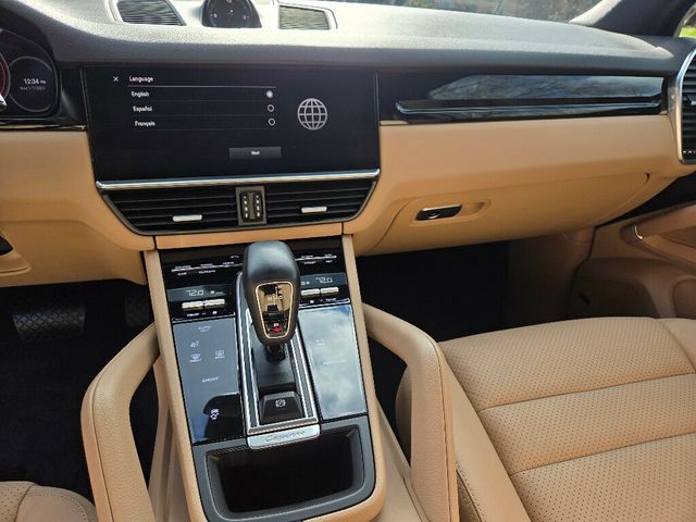 2022 Porsche Cayenne AWD - 22967486 - 15