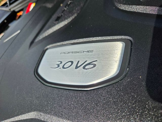 2022 Porsche Cayenne AWD - 22967486 - 24