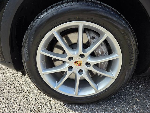 2022 Porsche Cayenne AWD - 22967486 - 25
