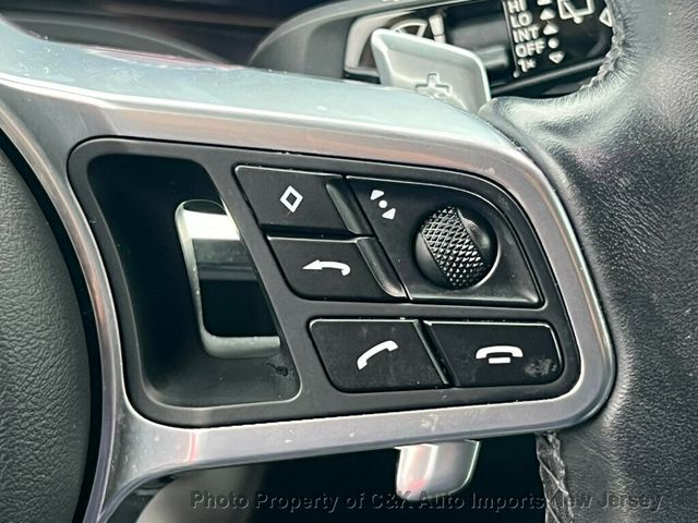 2022 Porsche Cayenne AWD - 22931641 - 24