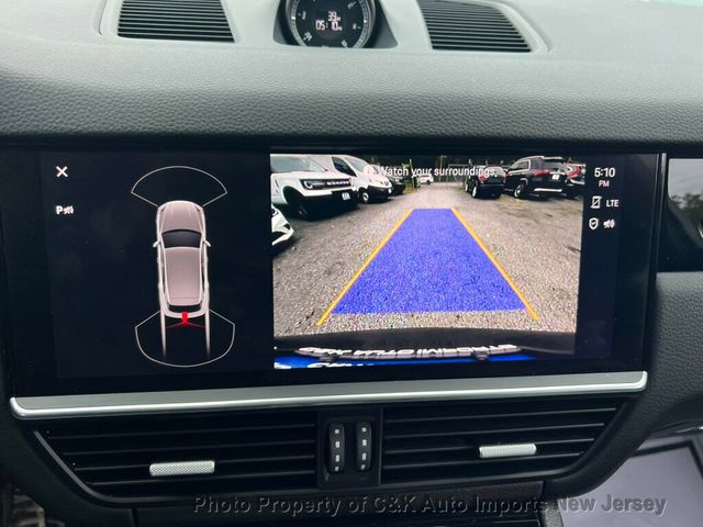 2022 Porsche Cayenne AWD - 22931641 - 29