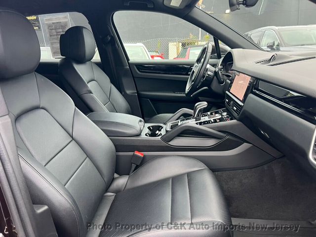 2022 Porsche Cayenne AWD - 22931641 - 33