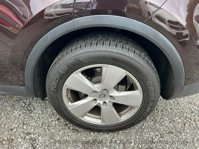 2022 Porsche Cayenne AWD - 22931641 - 44