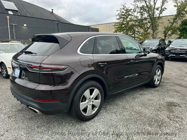 2022 Porsche Cayenne AWD - 22931641 - 8