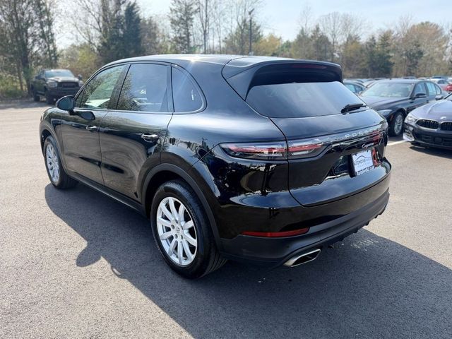 2022 Porsche Cayenne AWD with Premium Package & Front Seat Ventilation - 23008372 - 5