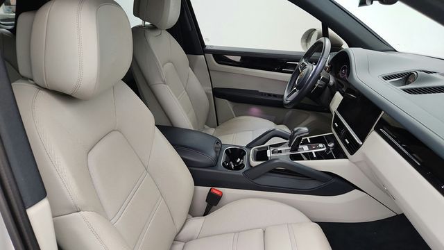 2022 Porsche Cayenne AWD w/ Premium Package Plus & RS Spyder Design Wheels - 23044374 - 23