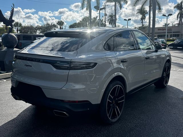2022 Porsche Cayenne Coupe AWD - 22936249 - 3