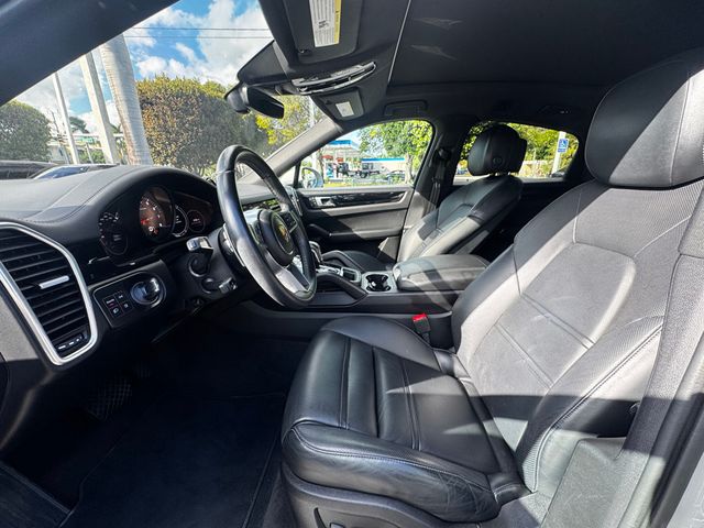2022 Porsche Cayenne Coupe AWD - 22936249 - 5