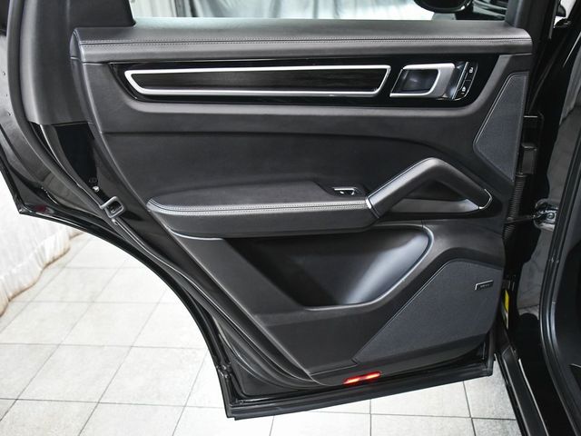 2022 Porsche Cayenne GTS - 22920709 - 12