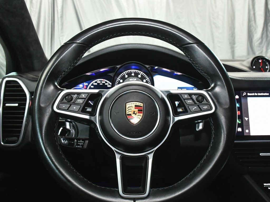 2022 Porsche Cayenne GTS photo 26