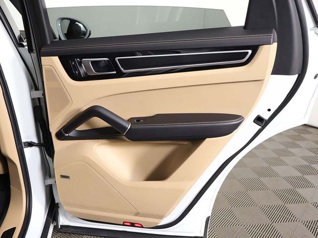 2022 Porsche Cayenne GTS AWD - 22965833 - 28