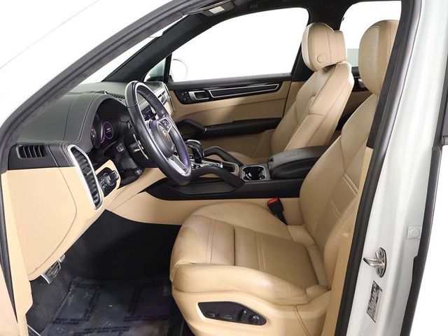 2022 Porsche Cayenne GTS AWD - 22965833 - 33