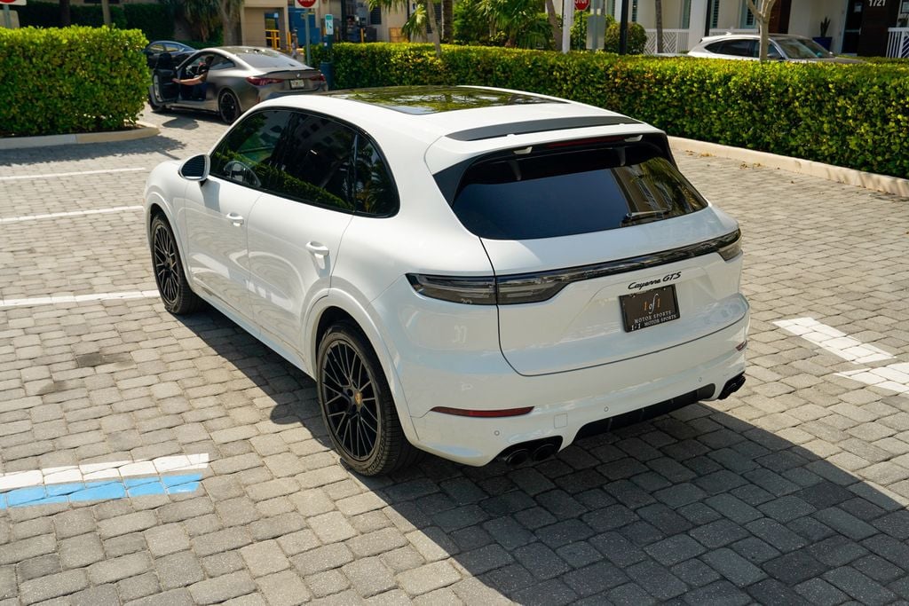 2022 Porsche Cayenne GTS AWD - 23062311 - 20