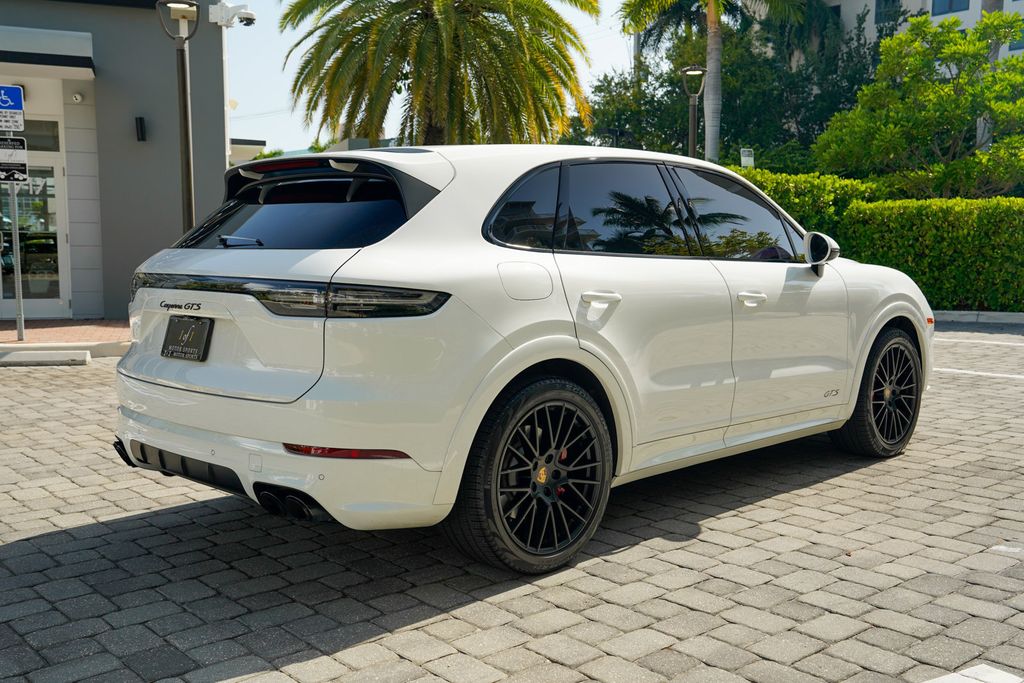 2022 Porsche Cayenne GTS AWD - 23062311 - 26