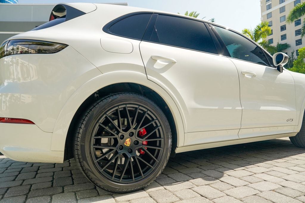 2022 Porsche Cayenne GTS AWD - 23062311 - 29