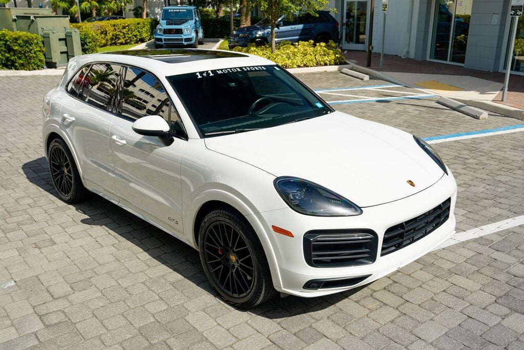 2022 Porsche Cayenne GTS AWD - 23062311 - 38