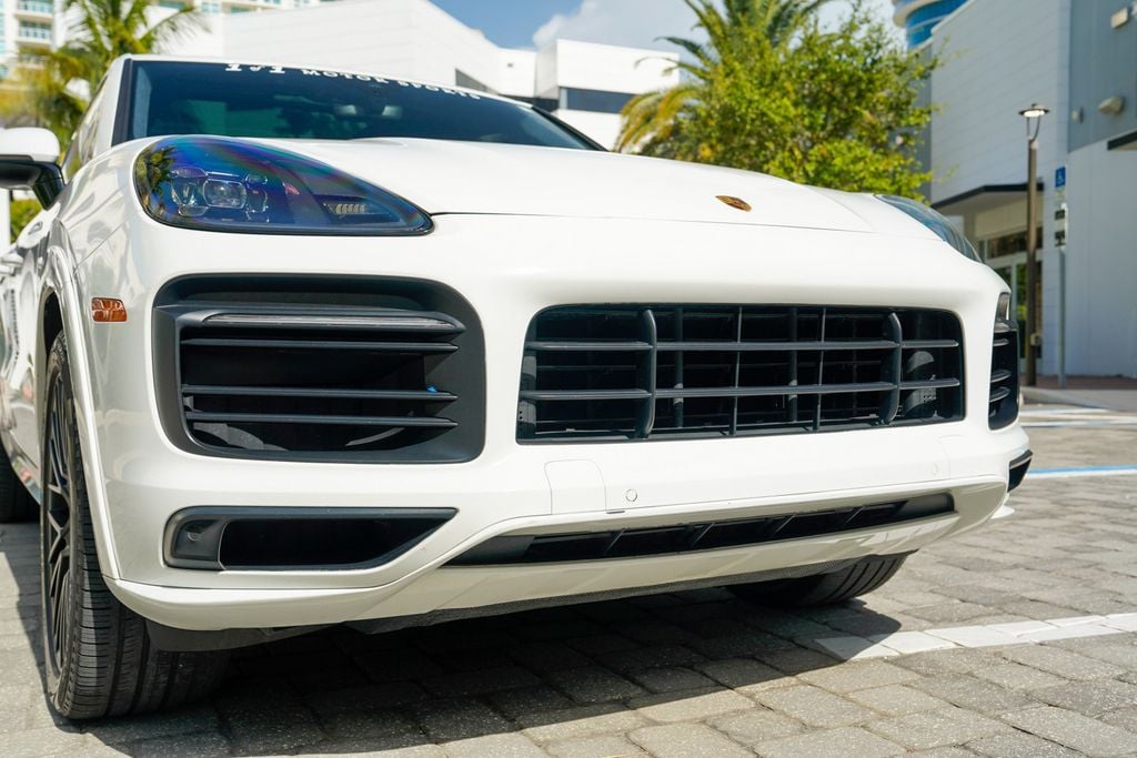 2022 Porsche Cayenne GTS AWD - 23062311 - 40
