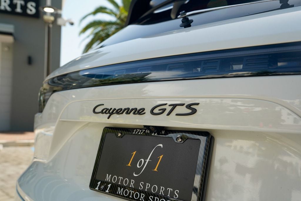 2022 Porsche Cayenne GTS AWD - 23062311 - 48