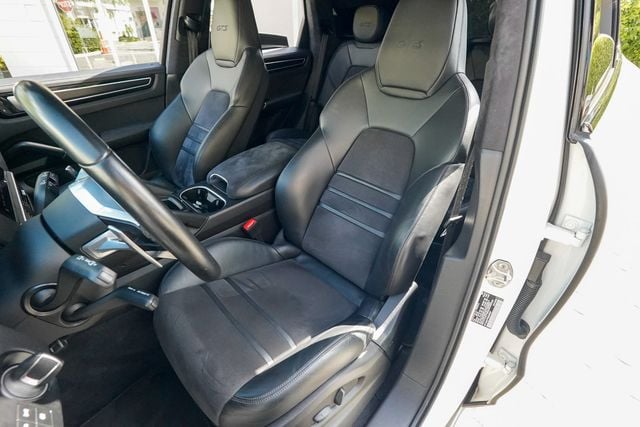 2022 Porsche Cayenne GTS AWD - 23062311 - 58