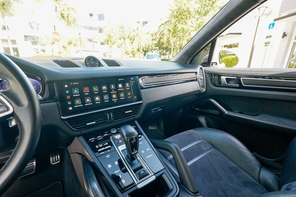 2022 Porsche Cayenne GTS AWD - 23062311 - 67