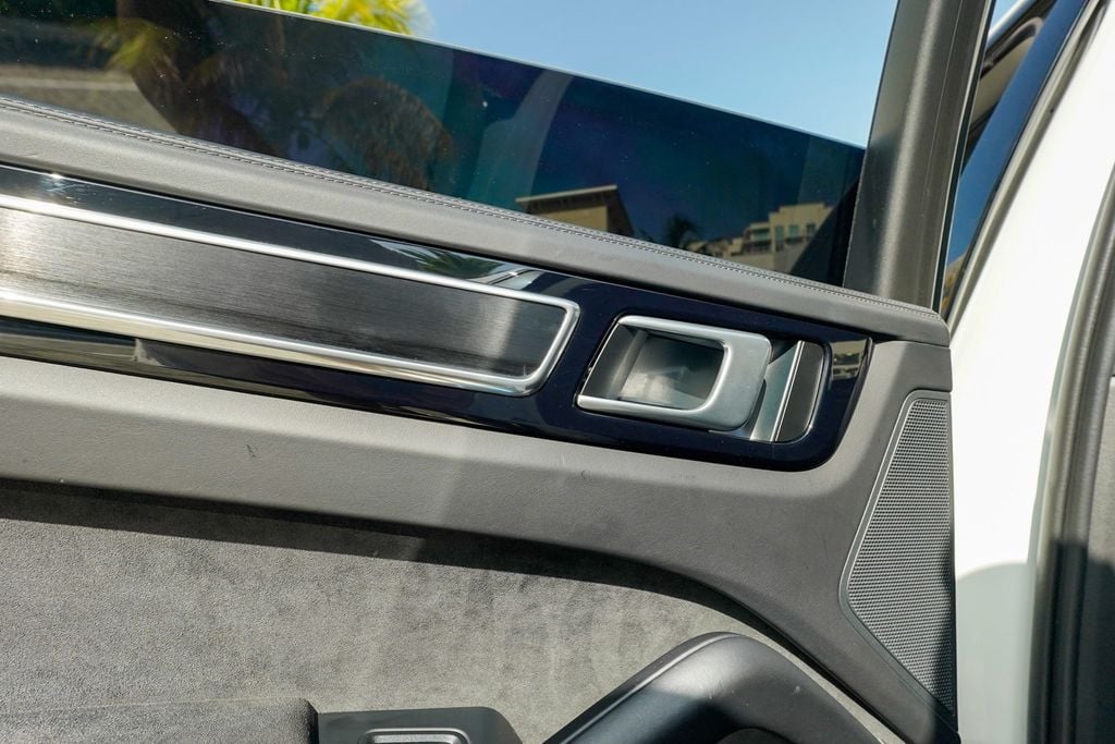 2022 Porsche Cayenne GTS AWD - 23062311 - 79