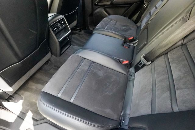 2022 Porsche Cayenne GTS AWD - 23062311 - 83