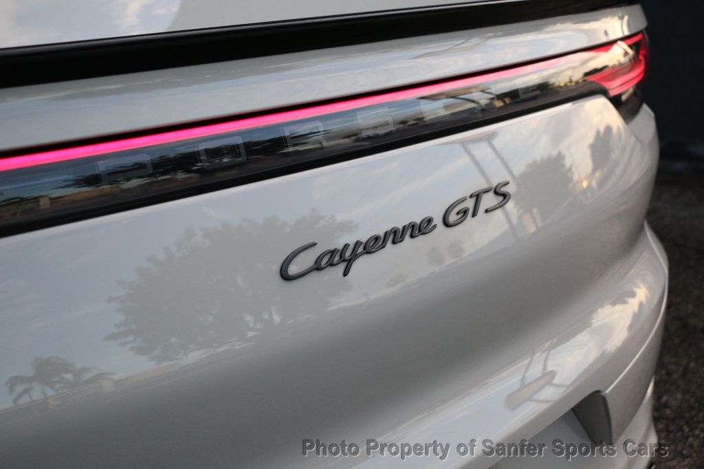 2022 Porsche Cayenne GTS Coupe AWD - 22672638 - 7