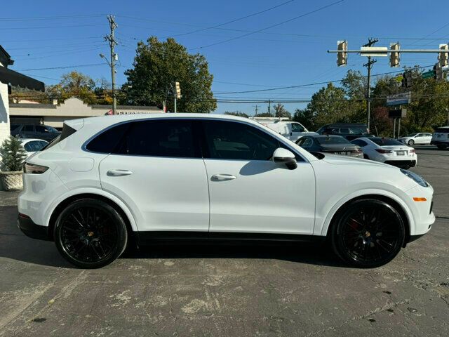 2022 Porsche Cayenne MSRP$105490/S/PremiumPkgPlus/Heated&CooledSeats/SportChronoPkg - 22641157 - 5