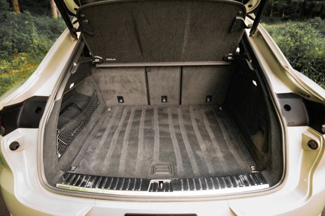 2022 Porsche Cayenne MSRP$109740/PremiumPkgPlus/Heated&CooledSeats/22"CayenneWheels - 23063774 - 20