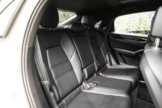 2022 Porsche Cayenne MSRP$109740/PremiumPkgPlus/Heated&CooledSeats/22"CayenneWheels - 23063774 - 27