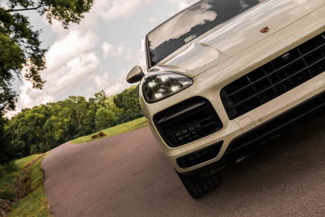 2022 Porsche Cayenne MSRP$109740/PremiumPkgPlus/Heated&CooledSeats/22"CayenneWheels - 23063774 - 2
