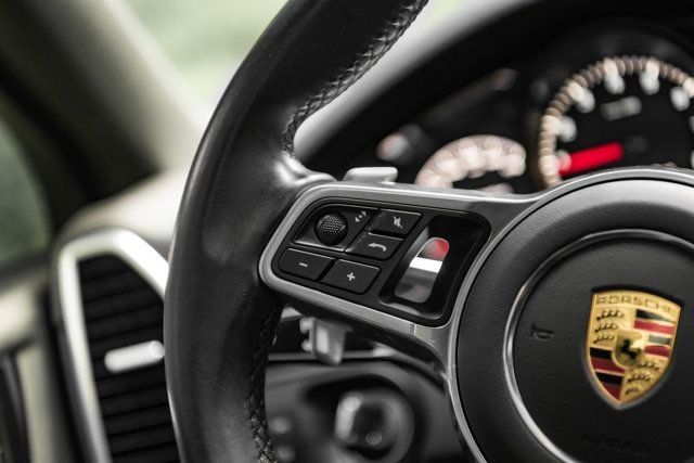 2022 Porsche Cayenne MSRP$109740/PremiumPkgPlus/Heated&CooledSeats/22"CayenneWheels - 23063774 - 31