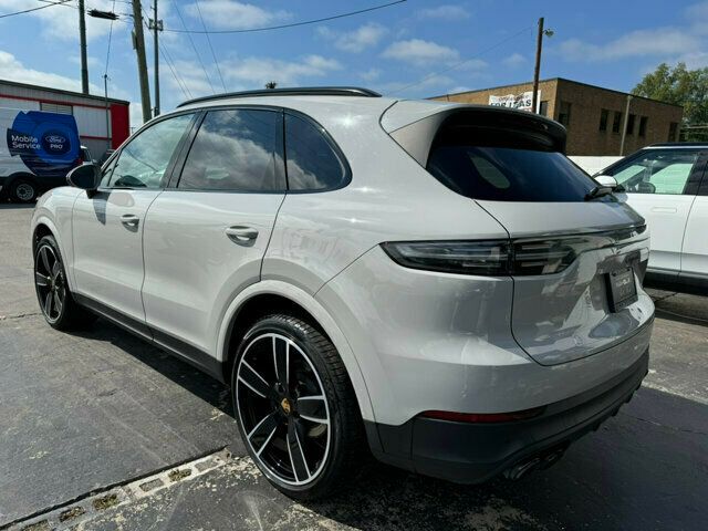 2022 Porsche Cayenne MSRP$93760/AWD/Premium Pkg/Blind Spot Monitor/Lane Keep Assist - 22616066 - 2