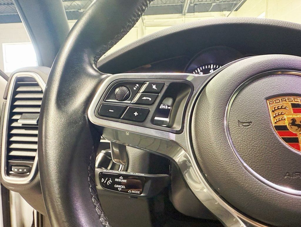 2022 Porsche Cayenne Platinum Edition AWD - 22911966 - 11