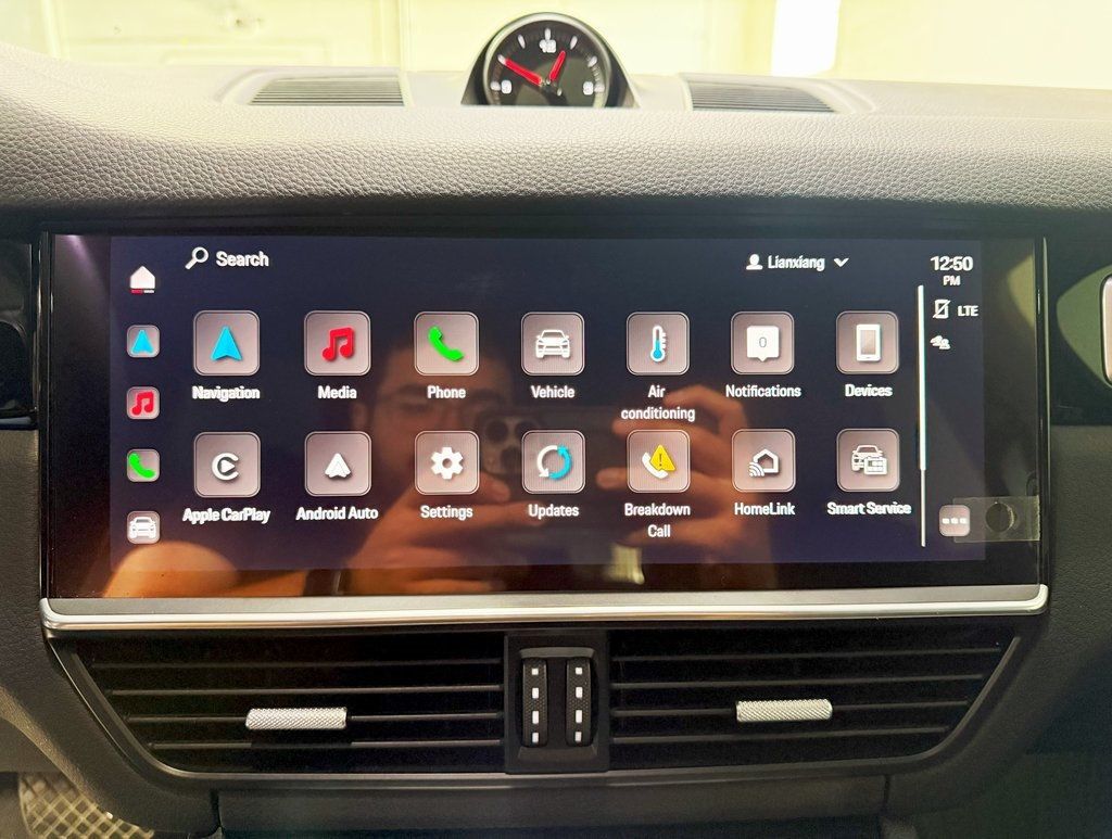 2022 Porsche Cayenne Platinum Edition AWD - 22911966 - 18