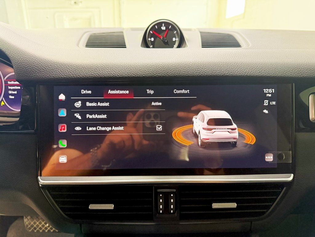 2022 Porsche Cayenne Platinum Edition AWD - 22911966 - 25