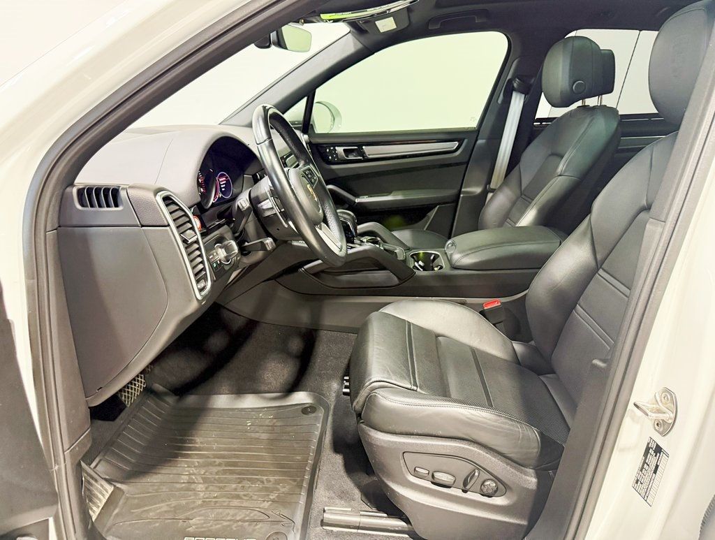2022 Porsche Cayenne Platinum Edition AWD - 22911966 - 28