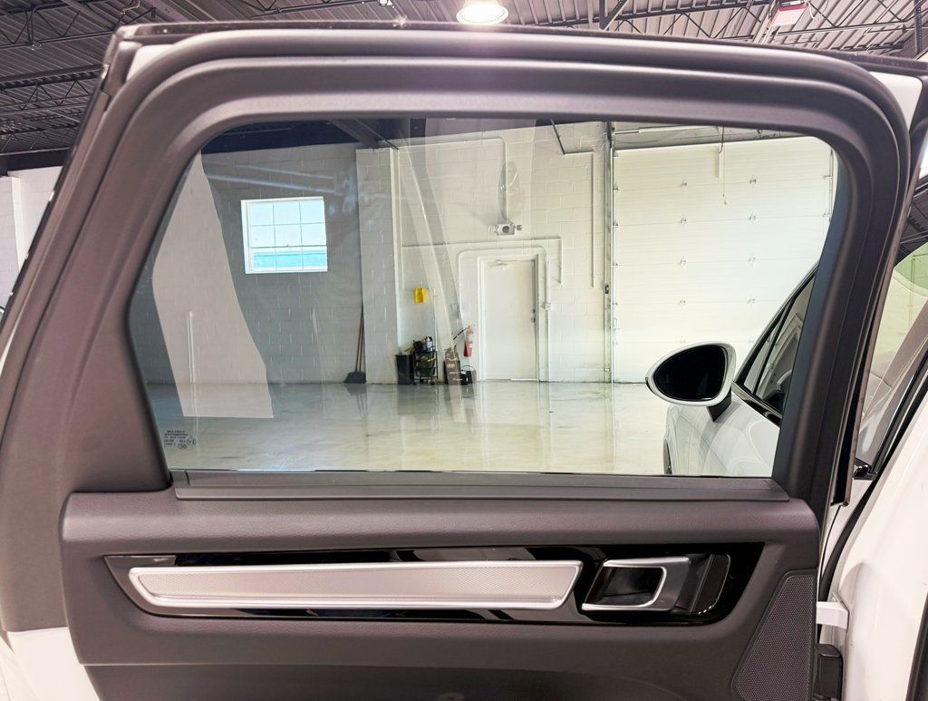 2022 Porsche Cayenne Platinum Edition AWD - 22911966 - 41