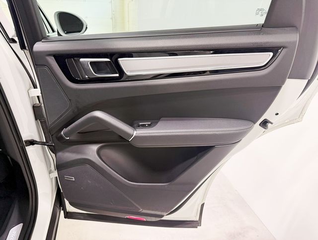 2022 Porsche Cayenne Platinum Edition AWD - 22911966 - 49