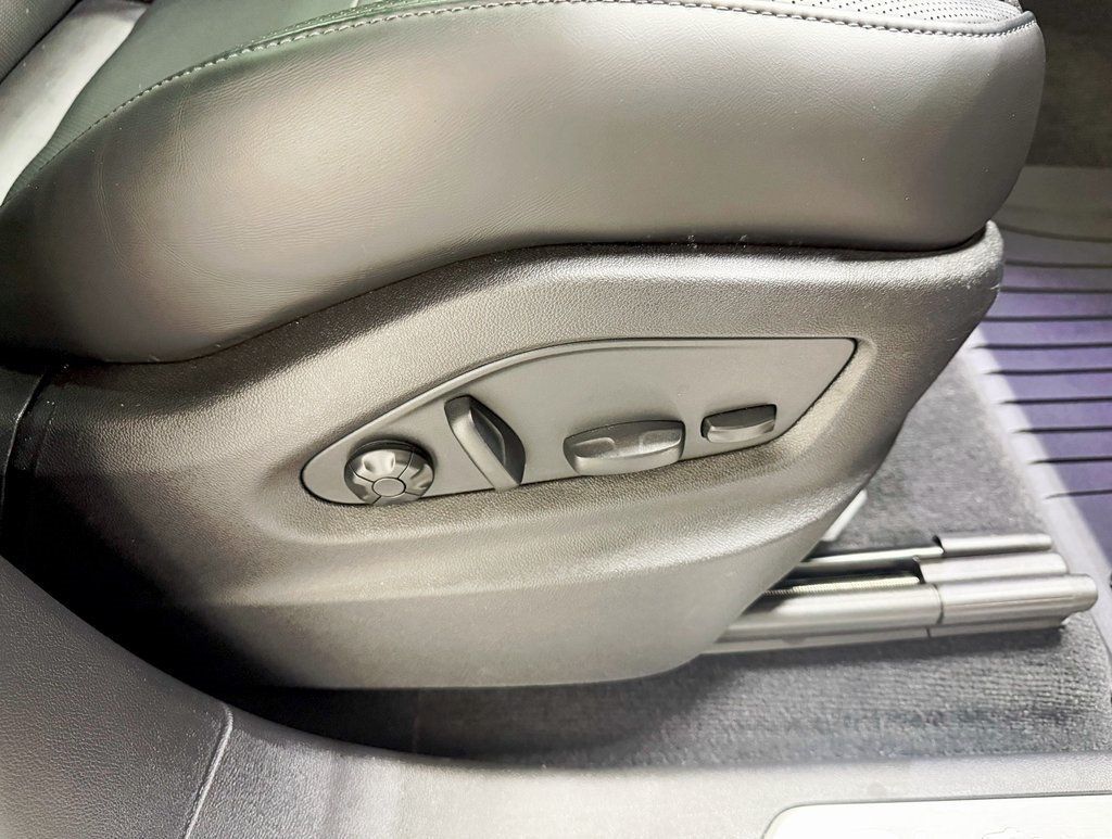 2022 Porsche Cayenne Platinum Edition AWD - 22911966 - 52