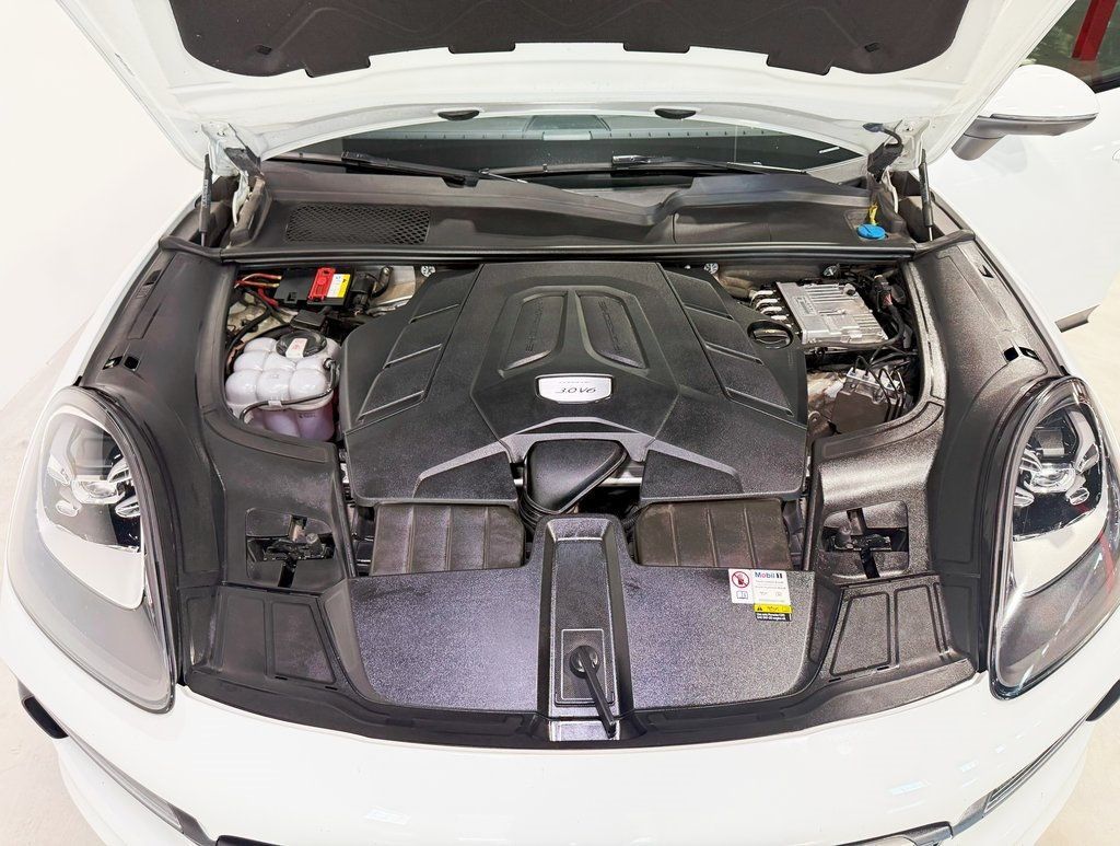 2022 Porsche Cayenne Platinum Edition AWD - 22911966 - 56