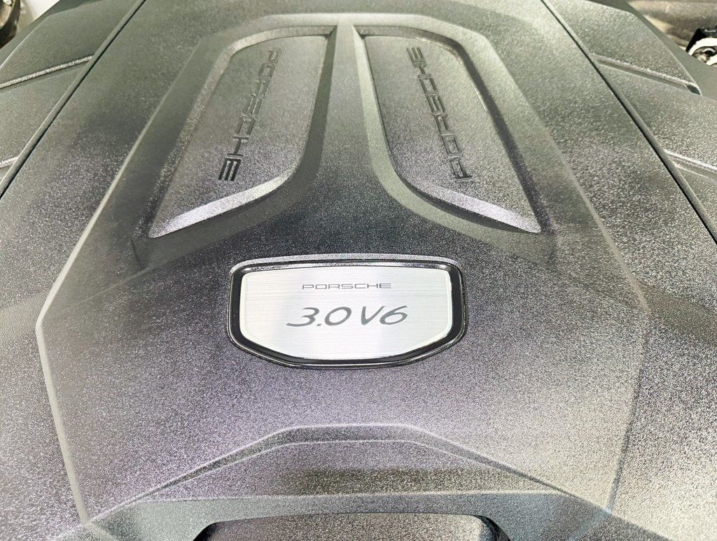 2022 Porsche Cayenne Platinum Edition AWD - 22911966 - 57