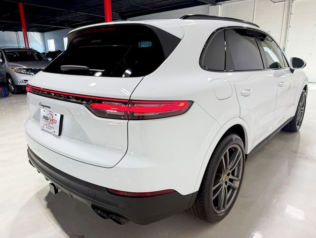 2022 Porsche Cayenne Platinum Edition AWD - 22911966 - 6