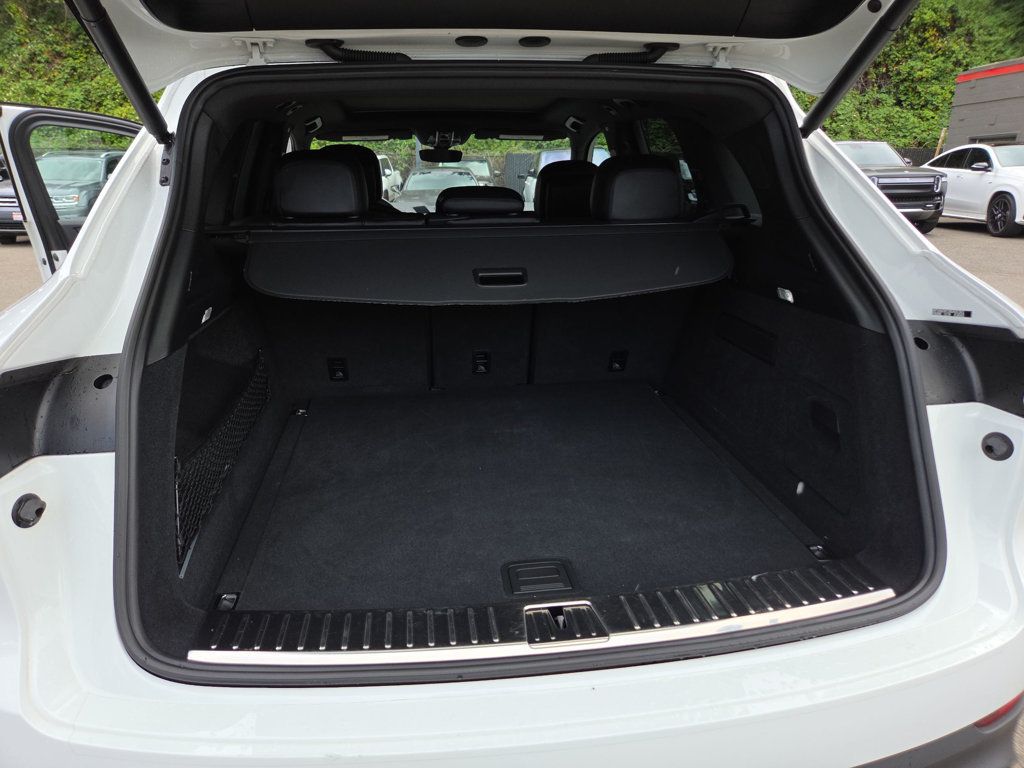 Porsche Cayenne photo 11