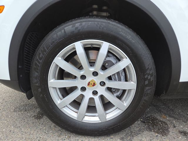 2022 Porsche Cayenne Platinum Edition AWD - 23051420 - 26
