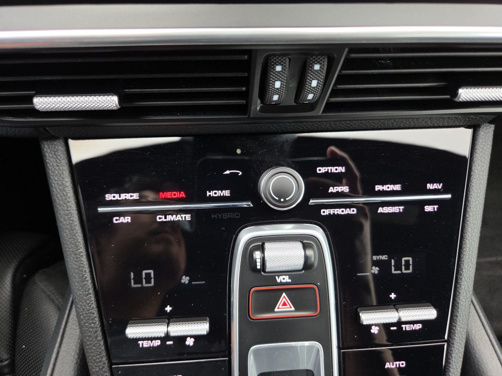 Porsche Cayenne photo 30
