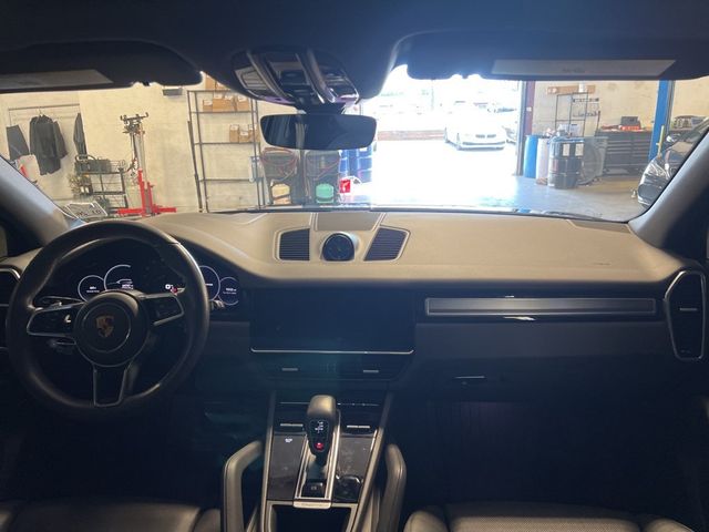 2022 Porsche Cayenne Platinum Edition AWD - 22938246 - 3