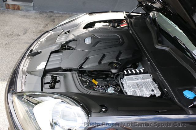 2022 Porsche Cayenne Platinum Edition AWD - 23057007 - 12